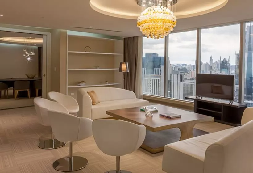 سوئیت پرزیدنت, Las Americas Golden Tower Panama