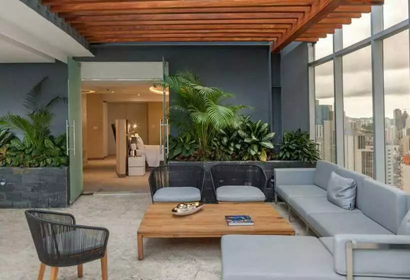 سوئیت پرزیدنت, Las Americas Golden Tower Panama