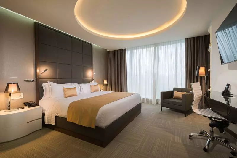 اتاق لوکس با تخت بزرگ, Las Americas Golden Tower Panama