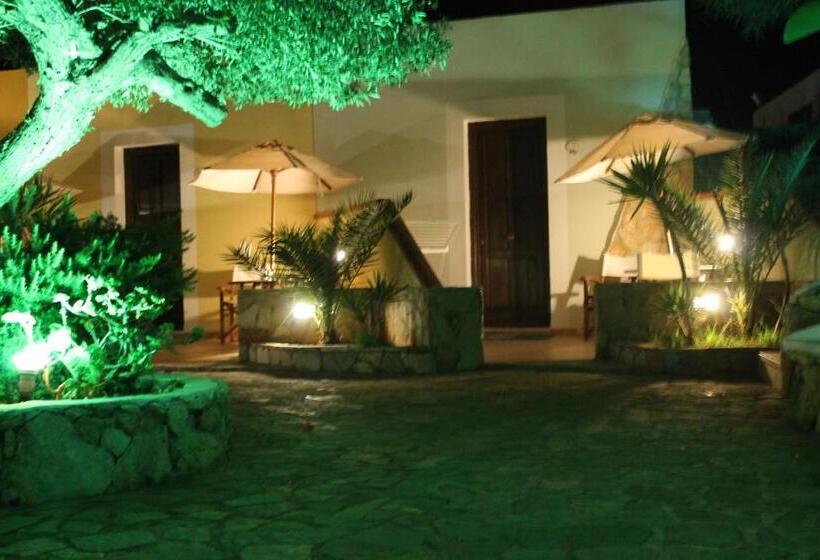 ジュニアスイート, Luagos Club