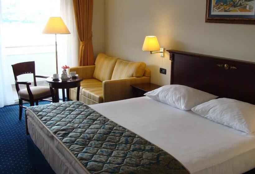 اتاق سوپریور با چشمانداز دریا و بالکن, Meridijan Adults Only