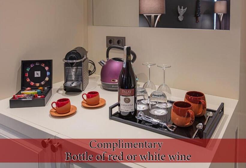 Deluxe Suite, Miniature  Ottoman Mansion