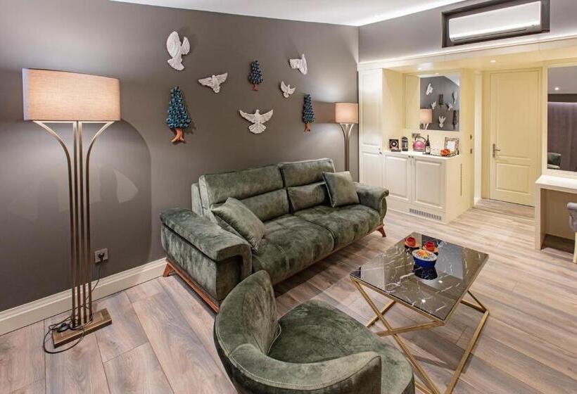 Deluxe Suite, Miniature  Ottoman Mansion