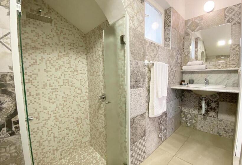 إستوديو قياسى مطل على البحر, Residence Terra Rossa Taormina