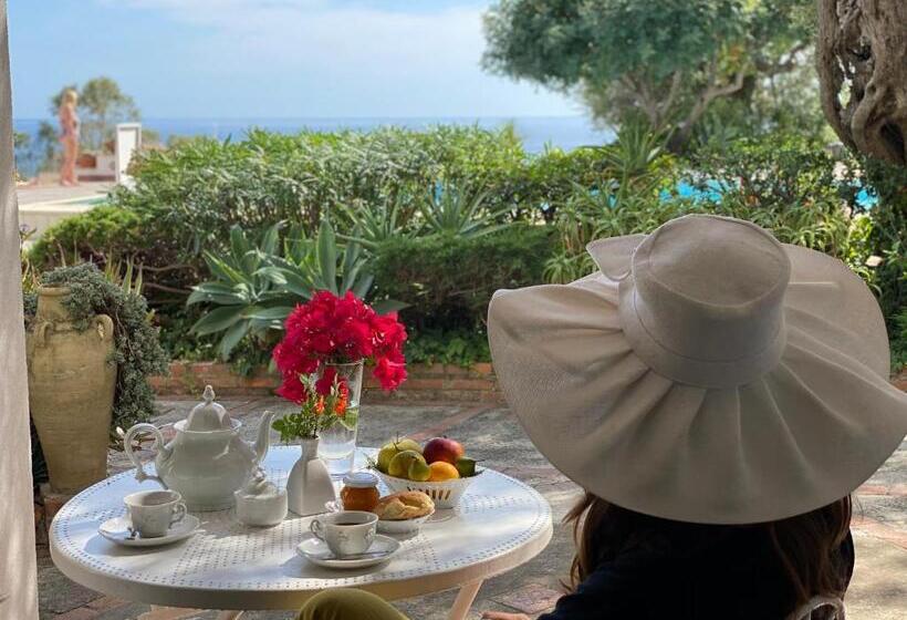 إستوديو قياسى مطل على البحر, Residence Terra Rossa Taormina