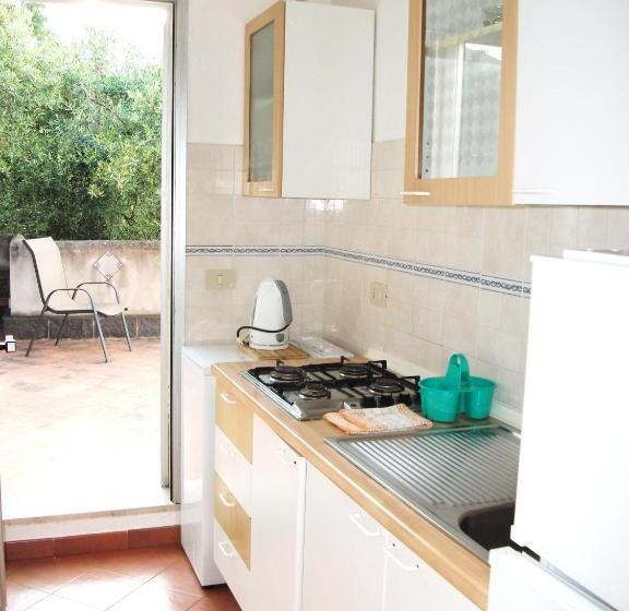 شقة غرفتين مطلة على البحر, Residence Terra Rossa Taormina