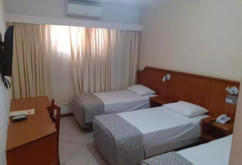 اتاق استاندارد سه نفره, Tenda