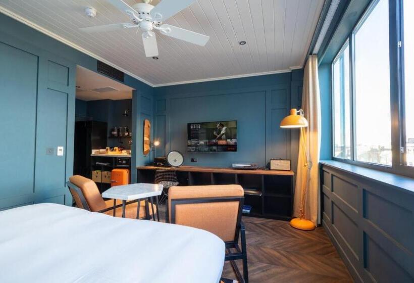 스탠다드 룸, The Dean Dublin