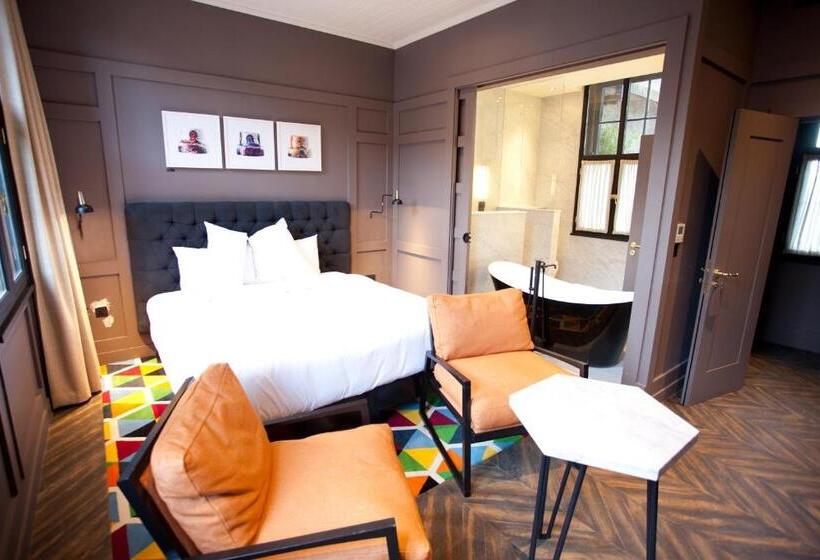 스위트, The Dean Dublin