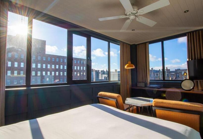 스탠다드 룸 킹사이즈 침대, The Dean Dublin