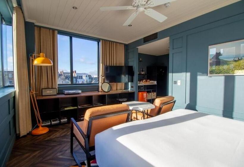 스탠다드 룸 킹사이즈 침대, The Dean Dublin