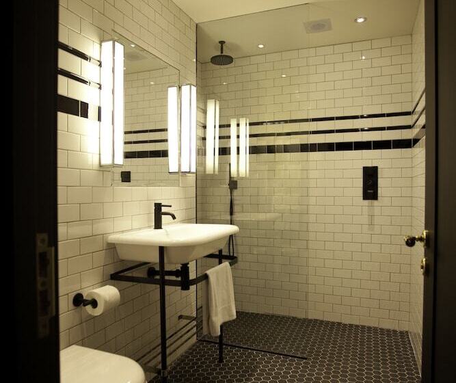 스탠다드 룸, The Dean Dublin