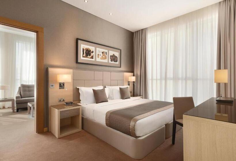 Люкс, Tryp By Wyndham Abu Dhabi City Center