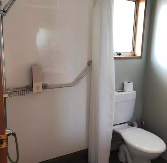 Huoneisto 1 Makuuhuone Pohjakerros, Lilybrook Motel