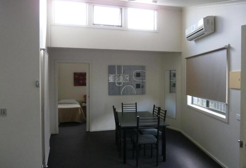 침실 4개 아파트, Sovereign Views Apartments