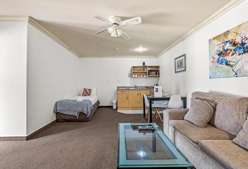 패밀리 스위트, Tuscany Villas Whakatane