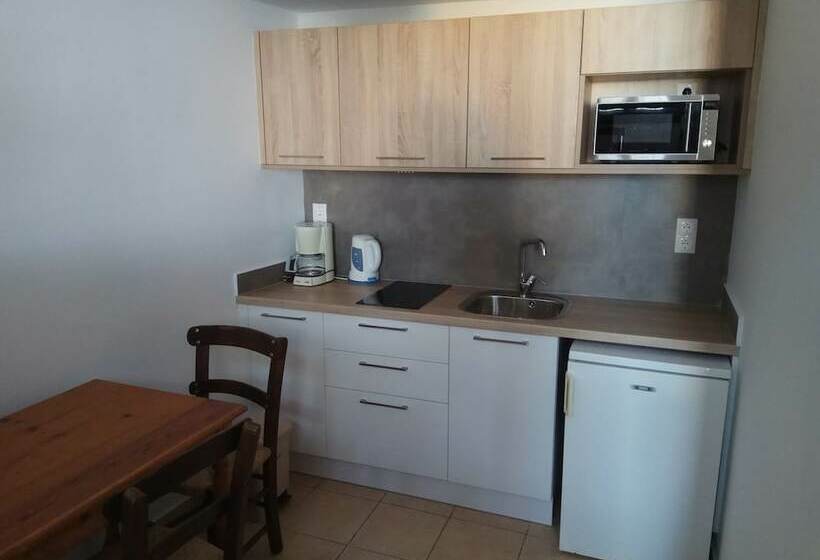 شقة غرفة واحدة مطلة على حمام السباحة, Villa Diktynna