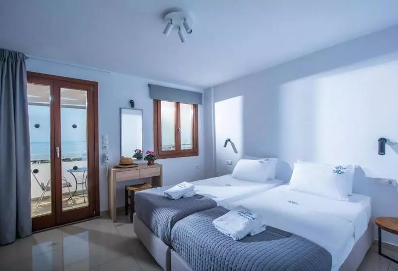 استودیو استاندارد با تراس, Villa Diktynna