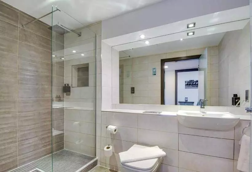 １ベッドルームペントハウスアパート, Roomzzz Chester City