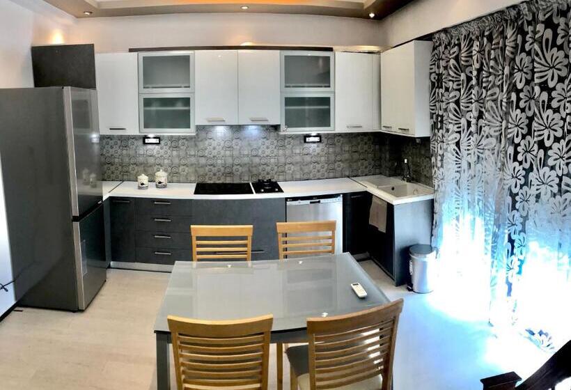 침실 2개 아파트, Atlantis