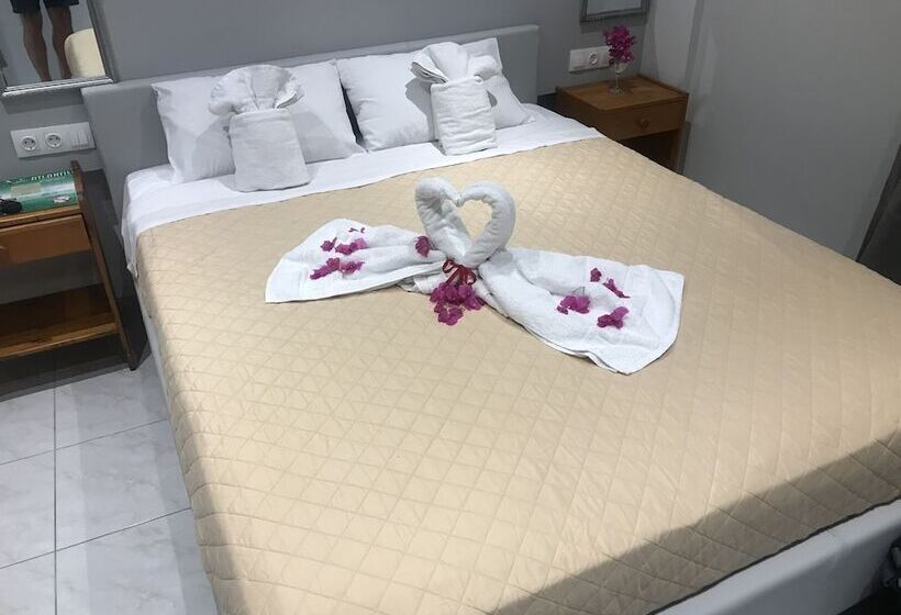 스탠다드 스튜디오 바다 전망, Atlantis