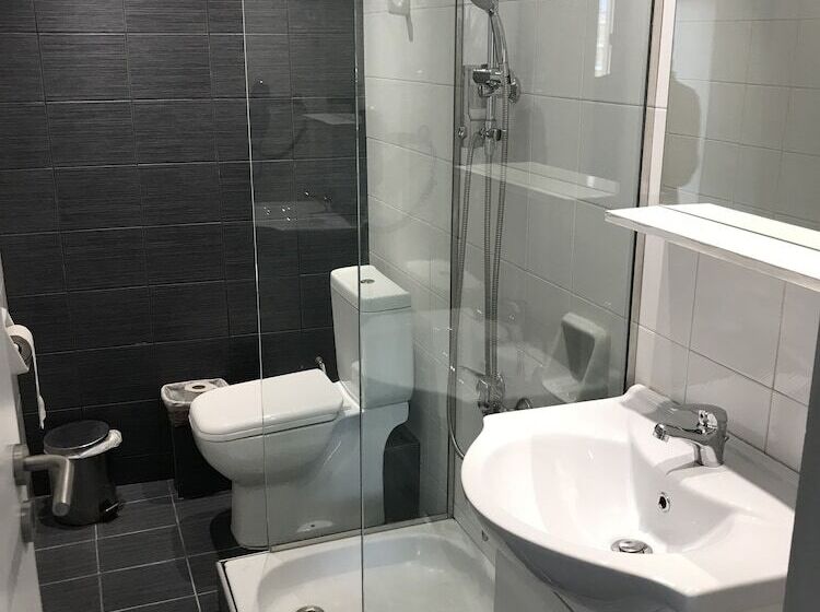 스탠다드 스튜디오 바다 전망, Atlantis