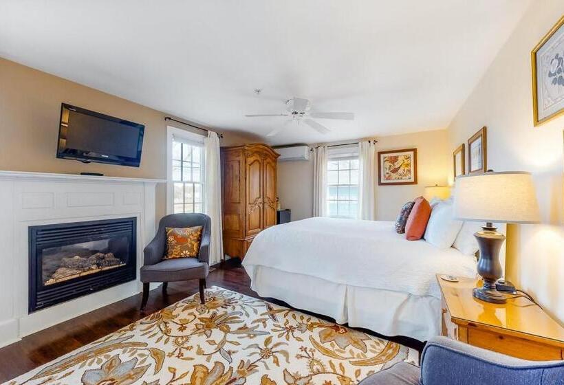 غرفة قياسية سرير كينج, Brewster By The Sea Inn