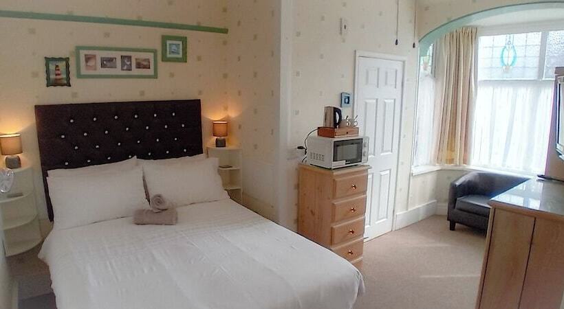 חדר קלאסי, Home And Away Guesthouse