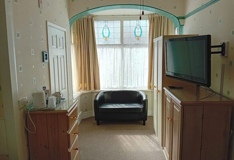 חדר קלאסי, Home And Away Guesthouse