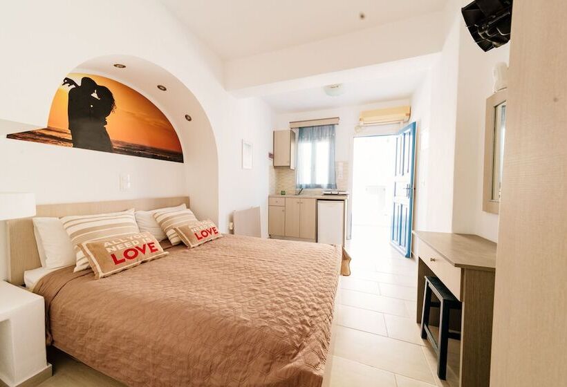 Studio Standard, Honeymoon Beach Studios