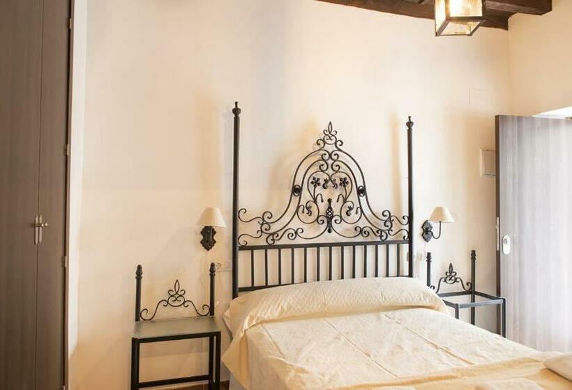 اتاق استاندارد یک نفره, Hostal Palacio Del Corregidor
