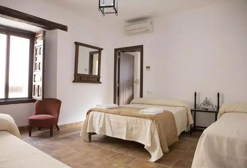 اتاق استاندارد چهار تخته, Hostal Palacio Del Corregidor