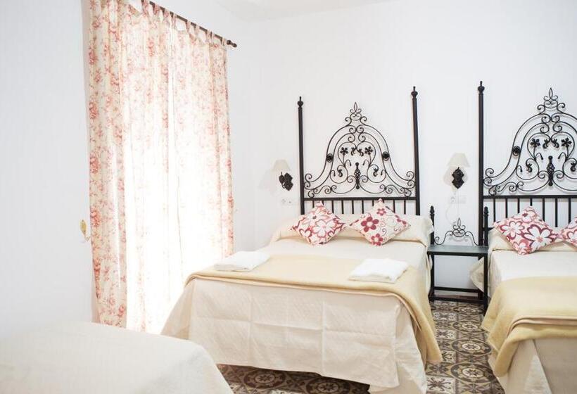 اتاق استاندارد چهار تخته, Hostal Palacio Del Corregidor