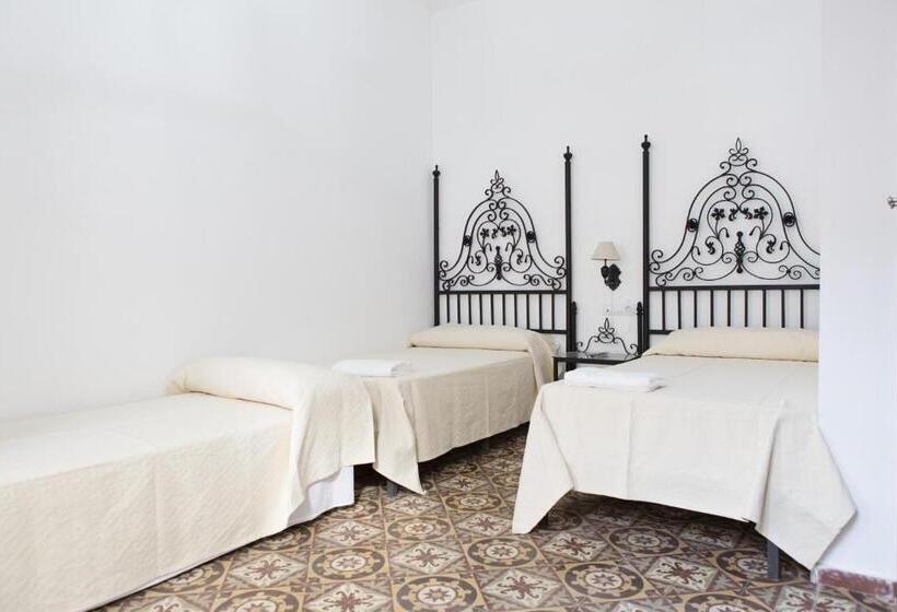 اتاق استاندارد سه نفره, Hostal Palacio Del Corregidor