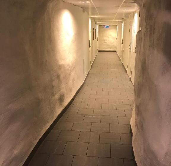 מיטה בחדר משותף, Hostel Dalagatan