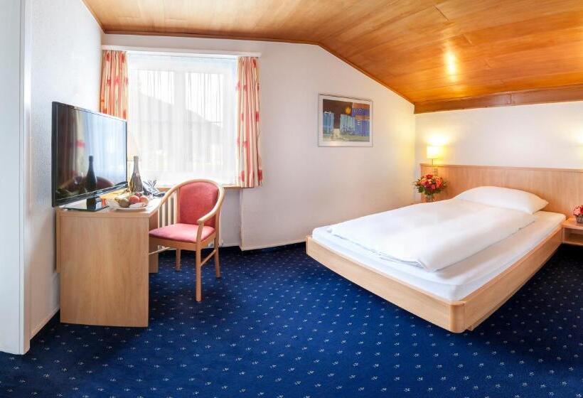 חדר סטנדרט יחיד, Bunda Davos