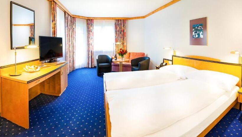 غرفة سوبيريور, Bunda Davos