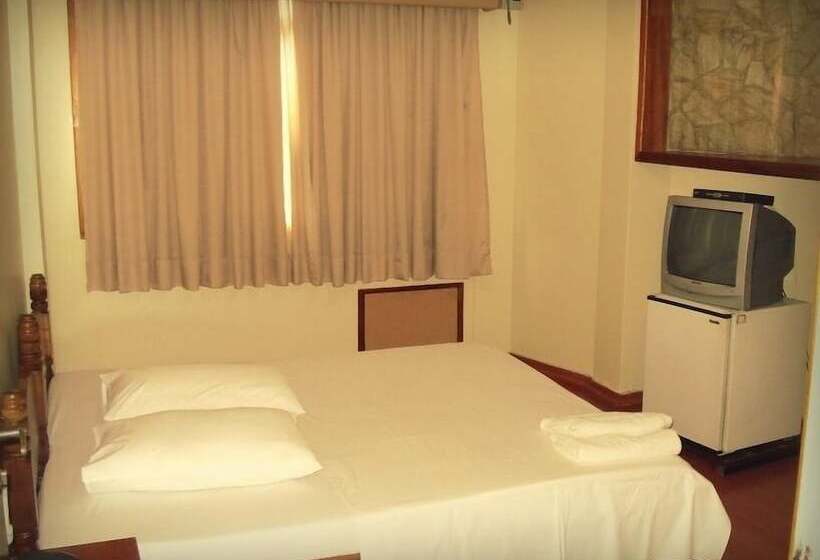 스탠다드 룸, Castel