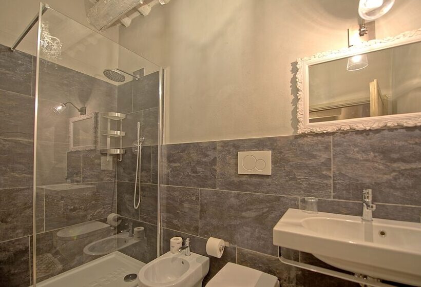 침실 3개 아파트, Castello Di Montegufoni By Posarellivillas