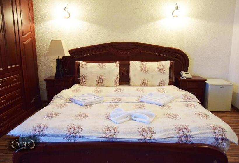 اتاق استاندارد, Denis