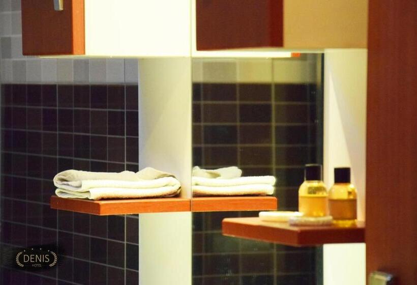 اتاق استاندارد, Denis