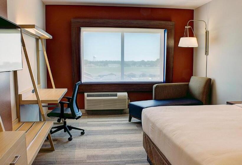 غرفة قياسية سرير كينج, Holiday Inn Express Spencer, An Ihg