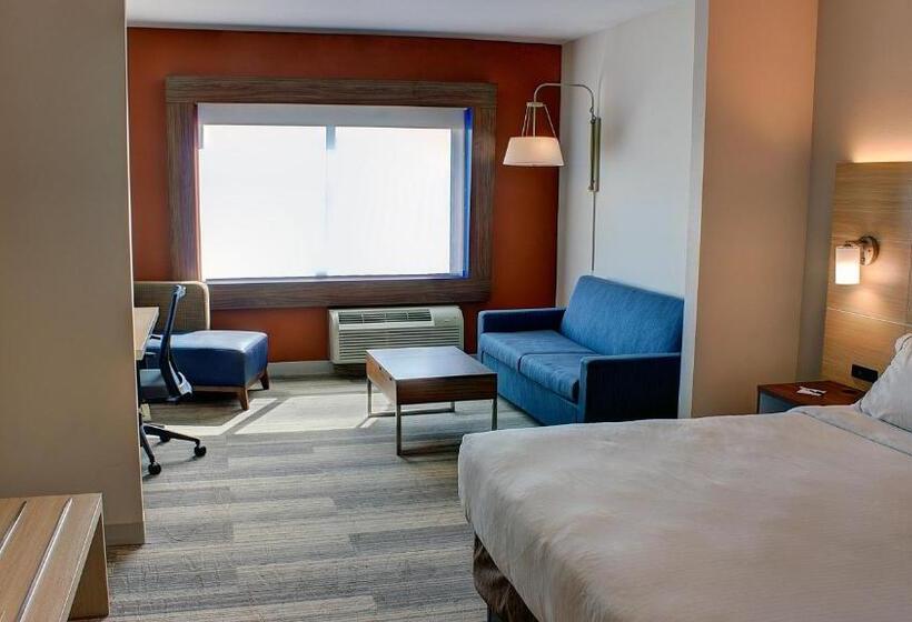 جناح إدارى, Holiday Inn Express Spencer, An Ihg