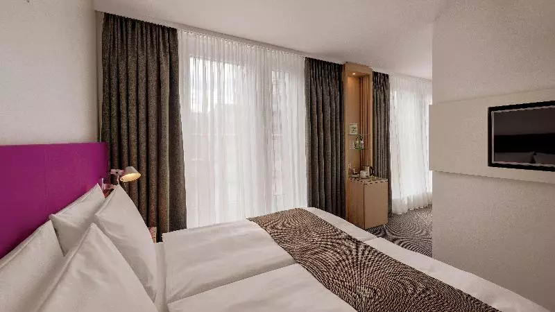 エクゼクティブルーム, Holiday Inn Frankfurt   Alte Oper, An Ihg