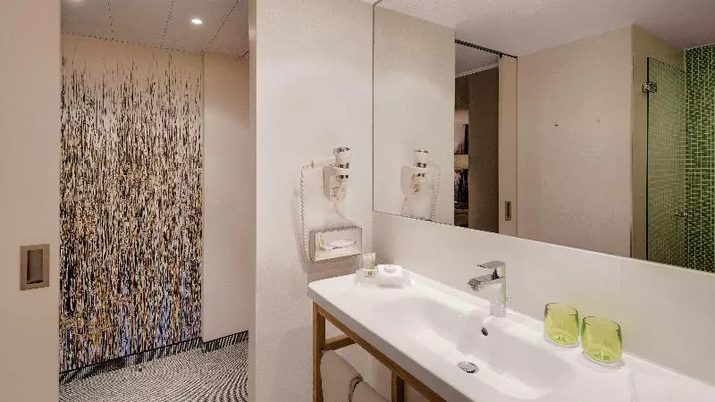 スタンダードルーム, Holiday Inn Frankfurt   Alte Oper, An Ihg