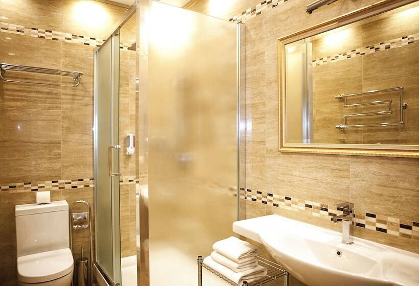 اتاق کلاس بیزنس, Imperia City