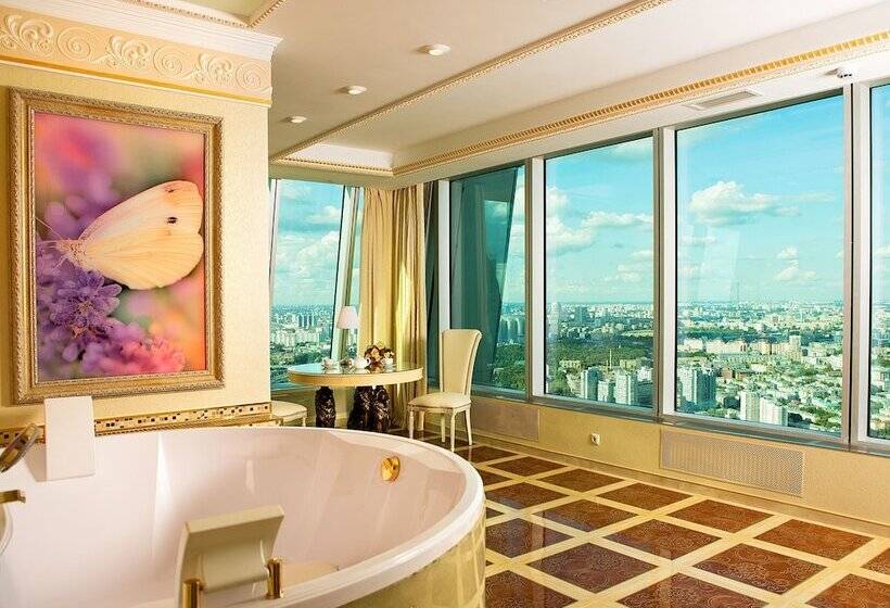 سوییت, Imperia City