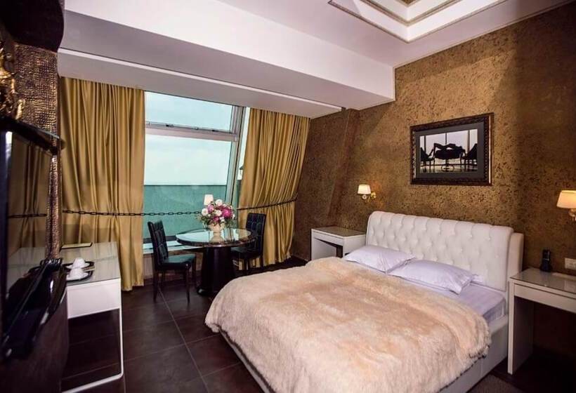 اتاق راحتی, Imperia City