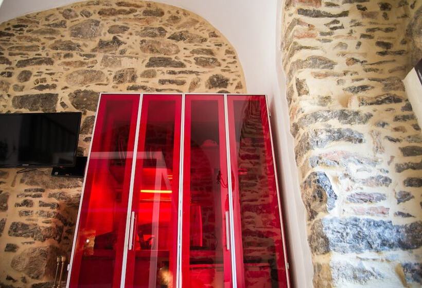 标准工作室, Lida Mary