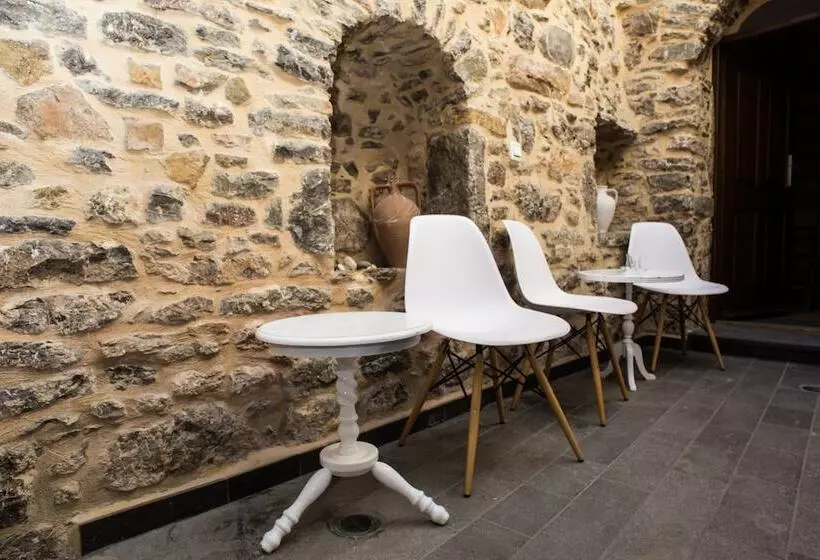 Studio Supérieur, Lida Mary